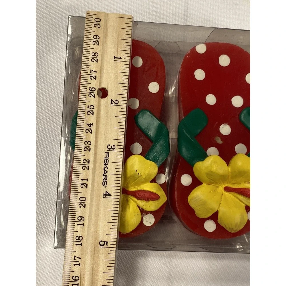 new LE gourment chef RED‎ FLIP FLOP FLOWER FLORAL CANDLES